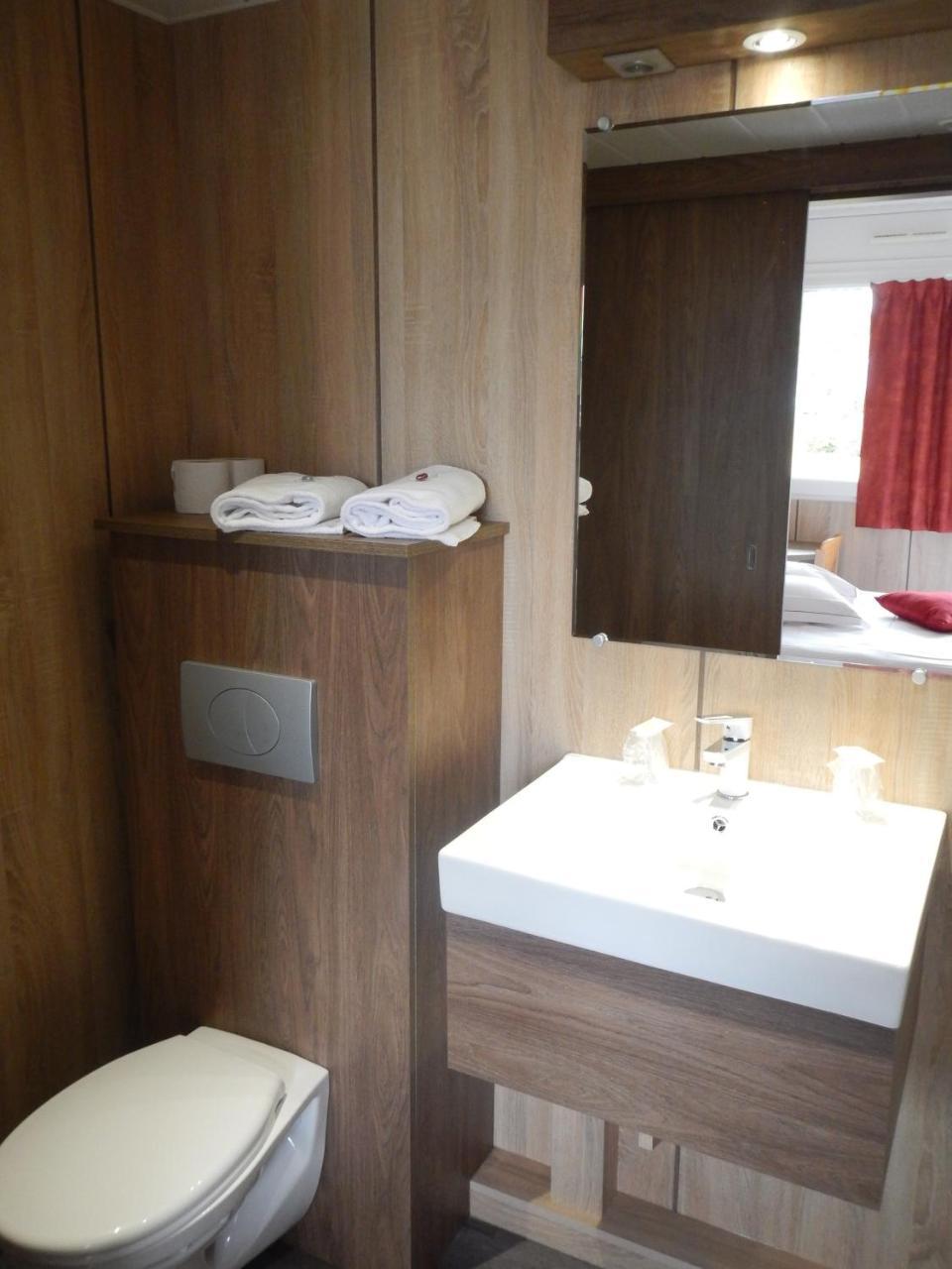The Originals Access Aeroport, Hotel Aurillac Ngoại thất bức ảnh