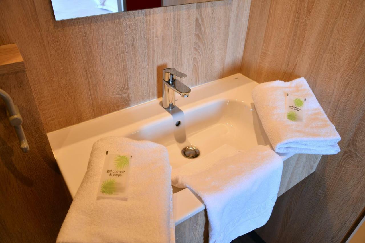 The Originals Access Aeroport, Hotel Aurillac Ngoại thất bức ảnh