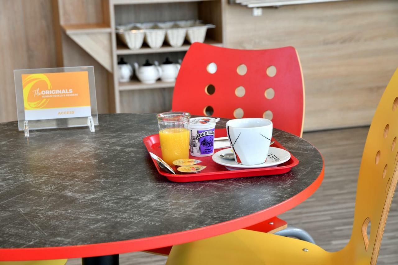 The Originals Access Aeroport, Hotel Aurillac Ngoại thất bức ảnh