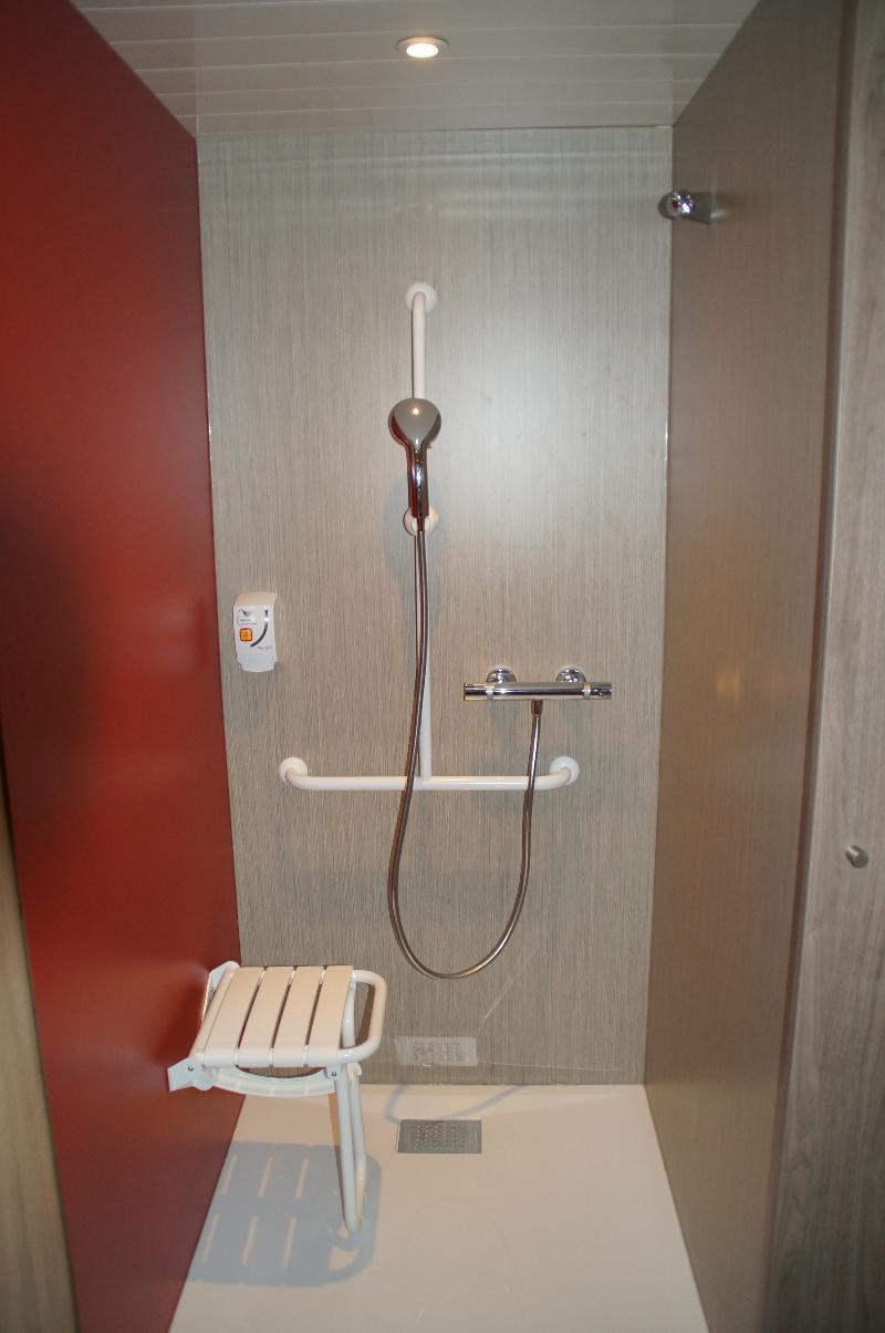 The Originals Access Aeroport, Hotel Aurillac Ngoại thất bức ảnh